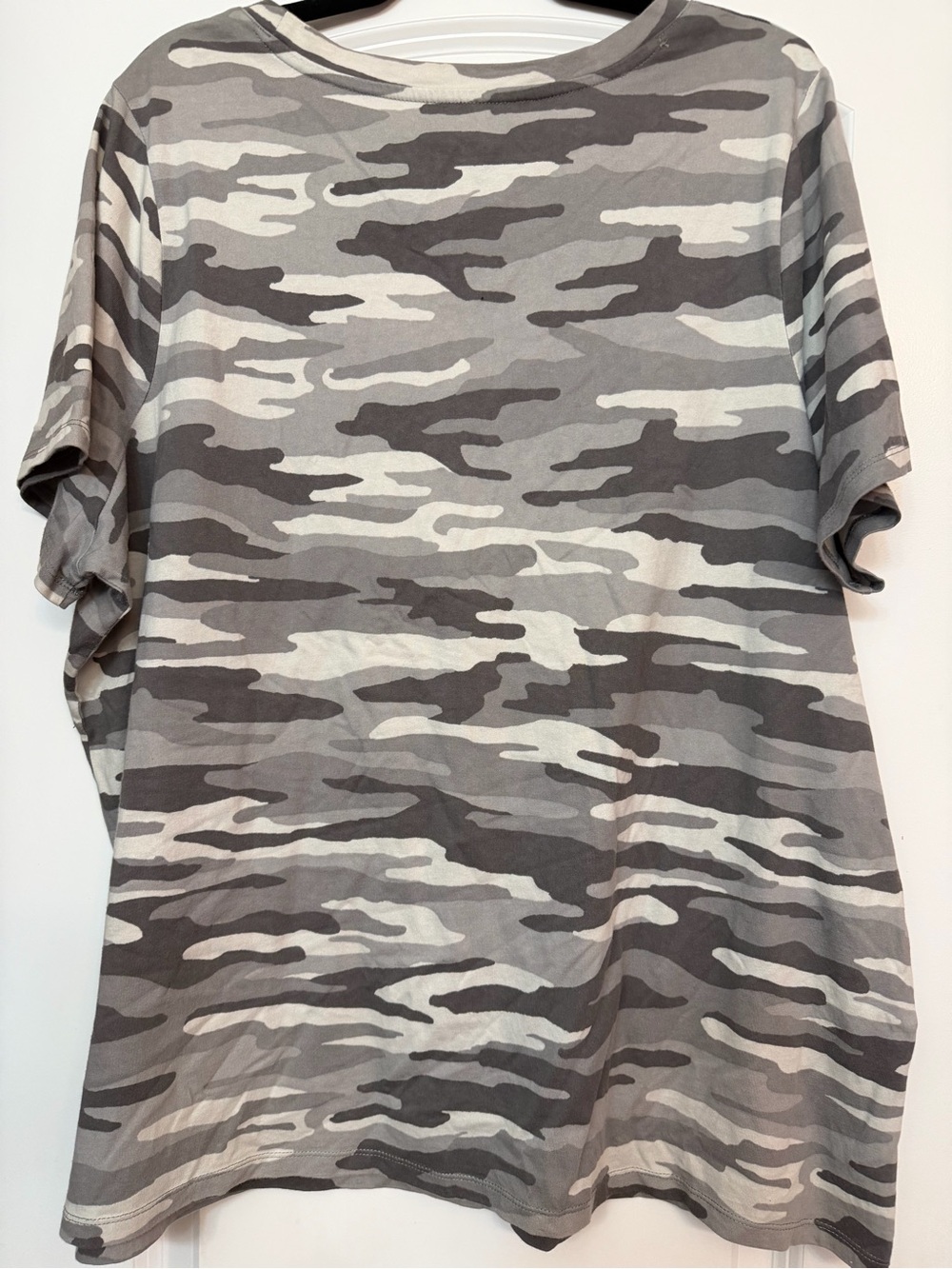 Lane Bryant Embellished LOVE Camo T-Shirt - Picture 4 of 4